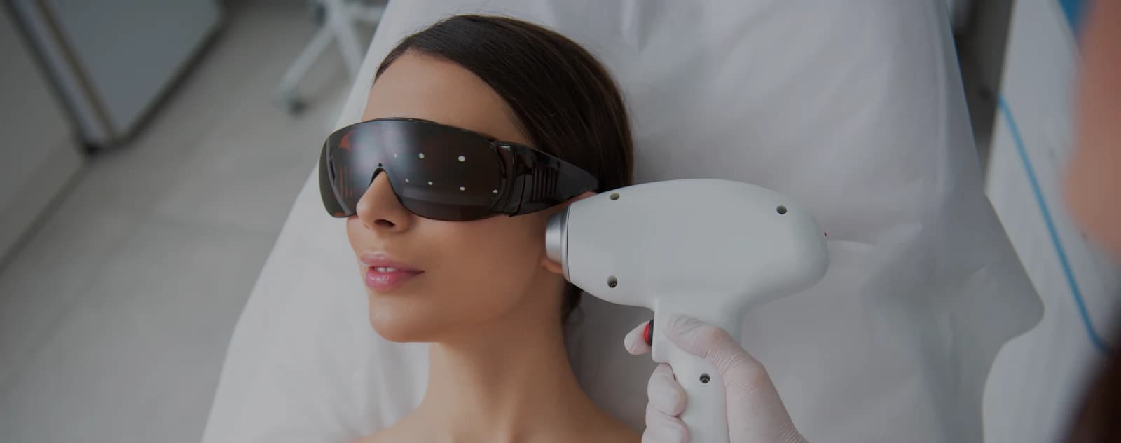 Painless laser hair removal treatment in Pune at Reborn Clinic.